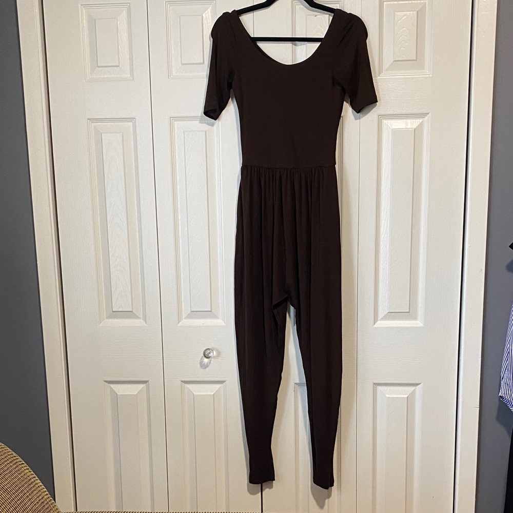 Imbodhi Short Sleeve Jumpsuit Brown Minimalist Lounge/Yoga One Piece Size S